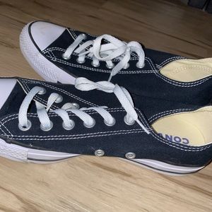 Worn once Black converse